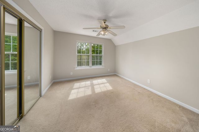 149 Lakeloch Drive, Lizella, GA 31052