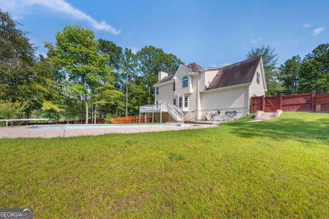 149 Lakeloch Drive, Lizella, GA 31052