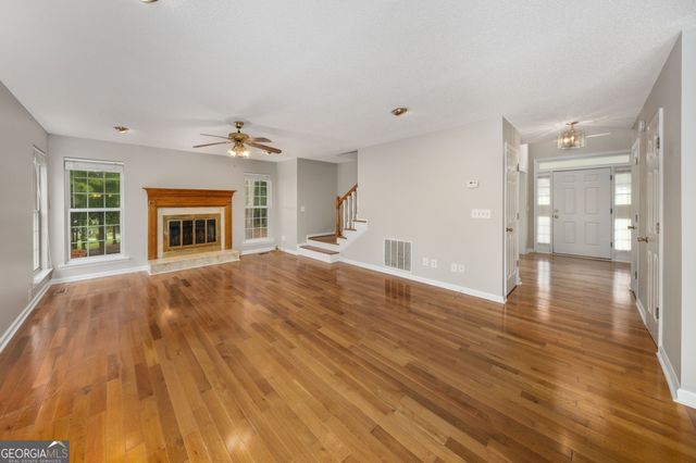 149 Lakeloch Drive, Lizella, GA 31052