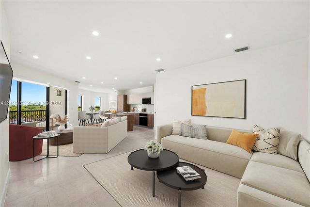 701 Valencia Ave 603, Coral Gables, FL 33134