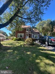 3608 STOUDTS FERRY BRIDGE, Reading, PA 19605