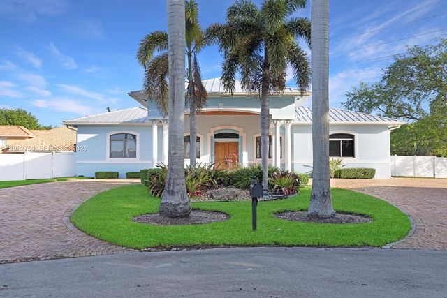 16230 SW 89th Ct, Palmetto Bay, FL 33157