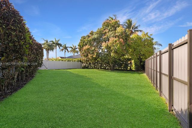 16230 SW 89th Ct, Palmetto Bay, FL 33157