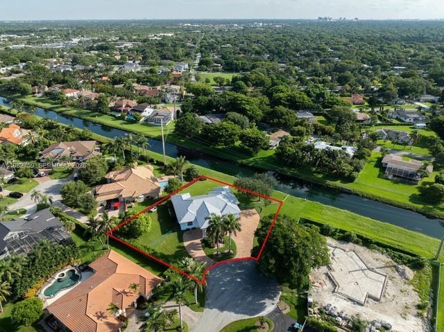 16230 SW 89th Ct, Palmetto Bay, FL 33157