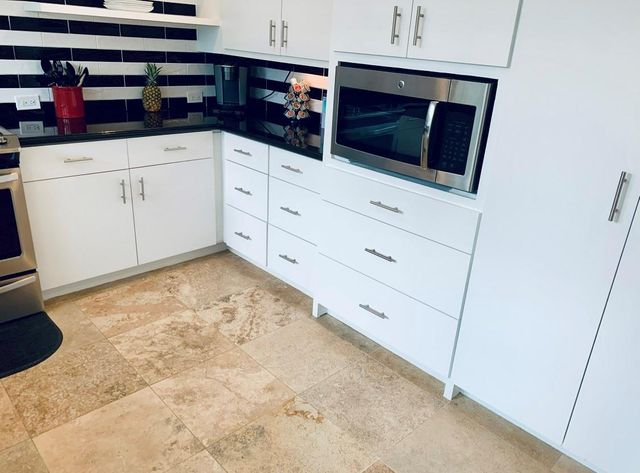 5739 Henniker Drive, Houston, TX 77041