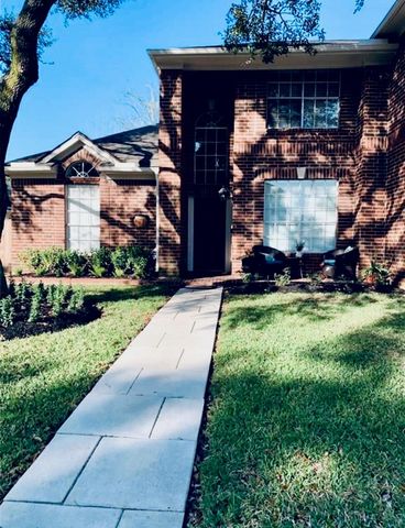 5739 Henniker Drive, Houston, TX 77041