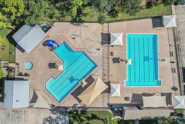 5739 Henniker Drive, Houston, TX 77041