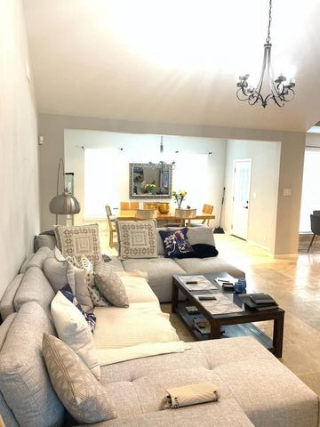 5739 Henniker Drive, Houston, TX 77041