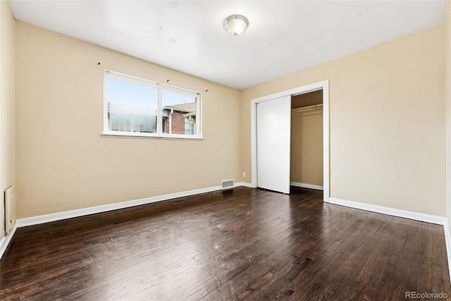 1717 Clinton Street, Aurora, CO 80010