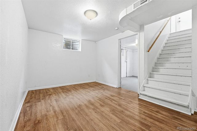 1717 Clinton Street, Aurora, CO 80010