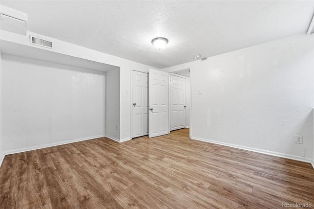 1717 Clinton Street, Aurora, CO 80010