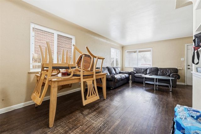 1717 Clinton Street, Aurora, CO 80010