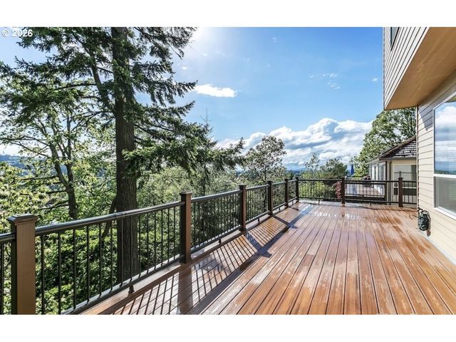 16431 Sw TIMBERLAND Dr, Beaverton, OR 97007