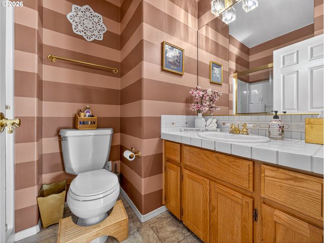 16431 Sw TIMBERLAND Dr, Beaverton, OR 97007