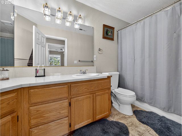 16431 Sw TIMBERLAND Dr, Beaverton, OR 97007