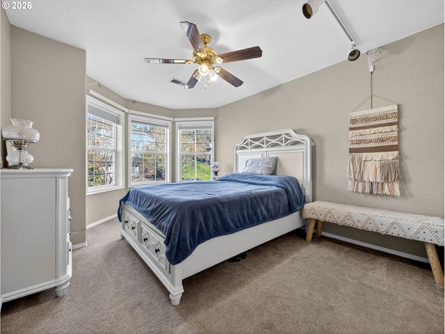 16431 Sw TIMBERLAND Dr, Beaverton, OR 97007