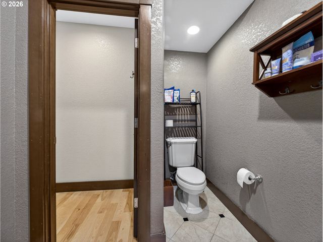 16431 Sw TIMBERLAND Dr, Beaverton, OR 97007