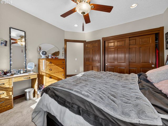 16431 Sw TIMBERLAND Dr, Beaverton, OR 97007