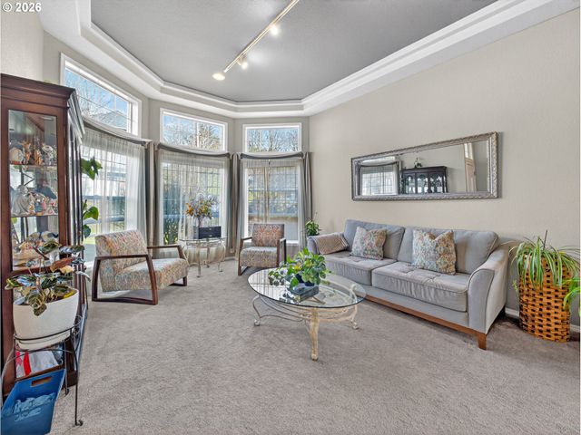 16431 Sw TIMBERLAND Dr, Beaverton, OR 97007