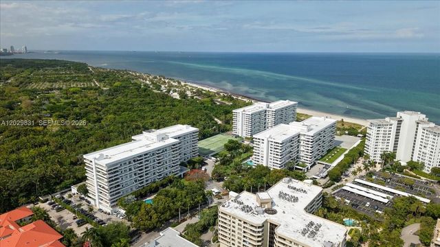 199 Ocean Lane Drive 911, Key Biscayne, FL 33149