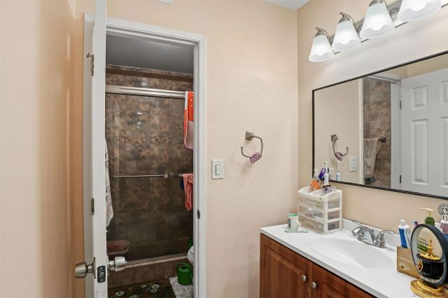 2539 TRACE RD, Spring Valley, CA 91978