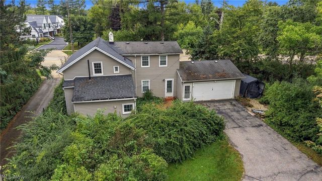 2389 Richmond Road, Beachwood, OH 44122