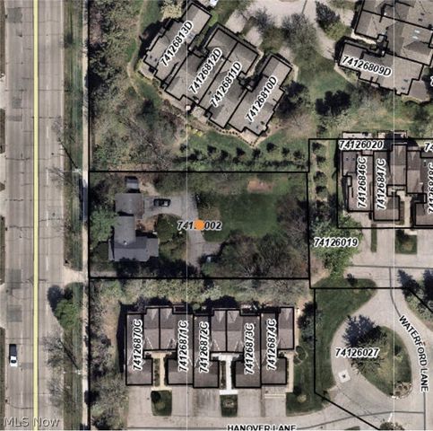 2389 Richmond Road, Beachwood, OH 44122