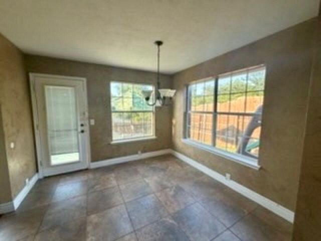 101 Silktree Court, Lake Dallas, TX 75065