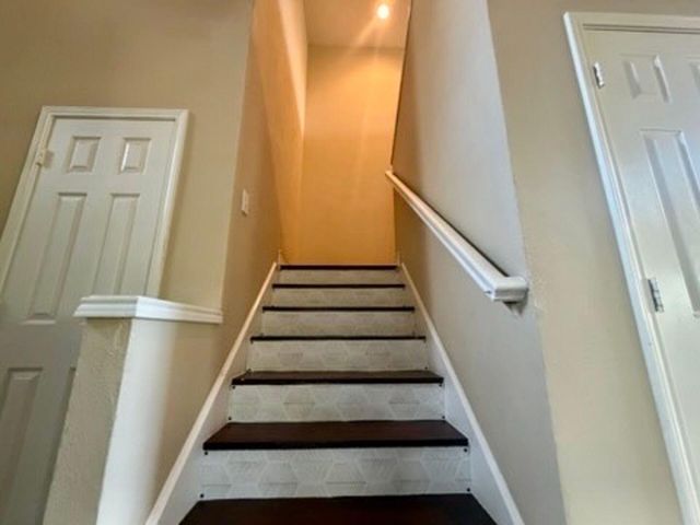 101 Silktree Court, Lake Dallas, TX 75065