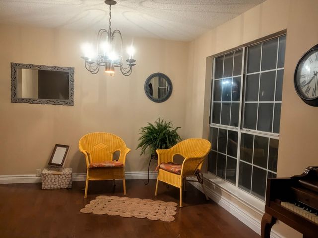 101 Silktree Court, Lake Dallas, TX 75065
