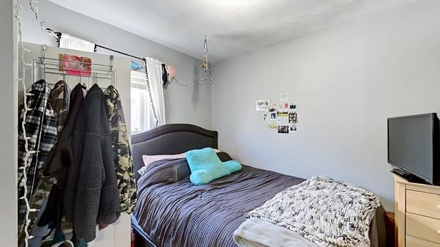 50 Derby St 3, Somerville, MA 02144