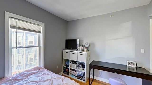 50 Derby St 3, Somerville, MA 02144