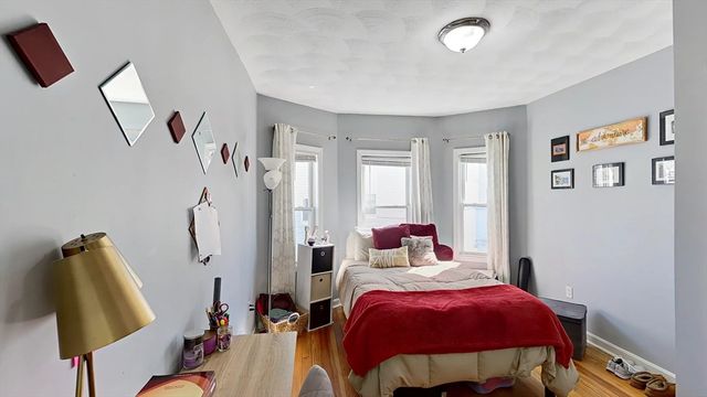 50 Derby St 3, Somerville, MA 02144