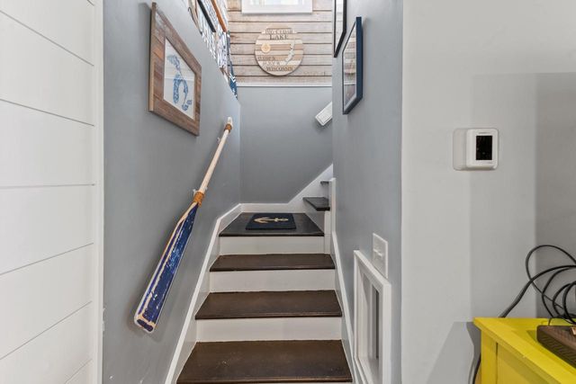 5523 Peninsula DRIVE, West Bend, WI 53095