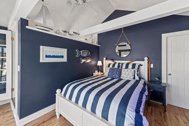 5523 Peninsula DRIVE, West Bend, WI 53095