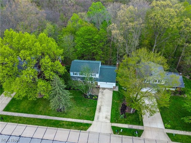 2295 Woodpark Road, Akron, OH 44333