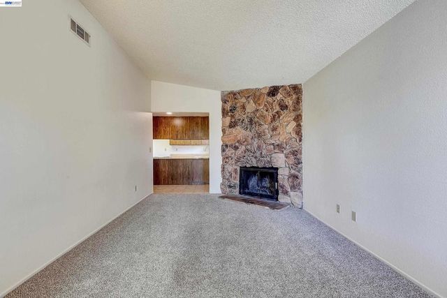 1959 Inglis Way, Roseville, CA 95678