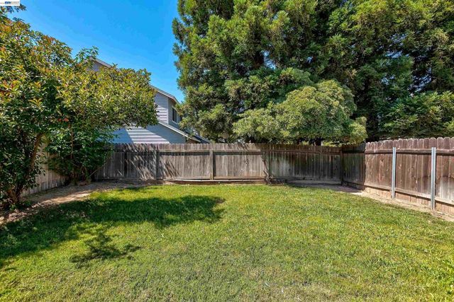 1959 Inglis Way, Roseville, CA 95678
