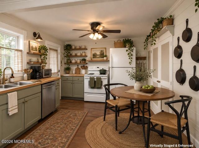 636 Holmdel Road, Hazlet, NJ 07730