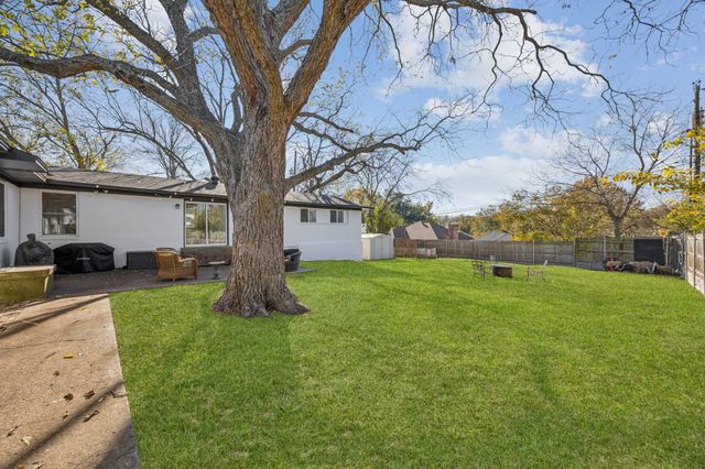 207 Joe White Street, Rockwall, TX 75087