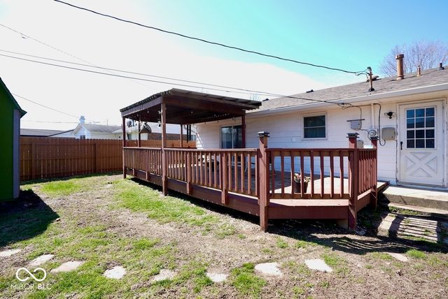 131 West Street, Whiteland, IN 46184