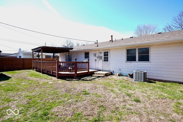 131 West Street, Whiteland, IN 46184