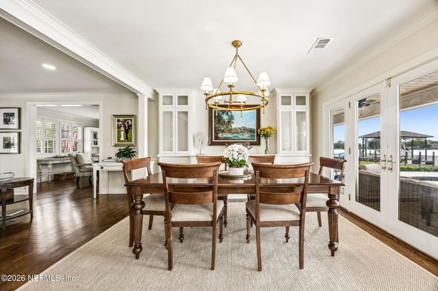 5135 PIRATES COVE Road, Jacksonville, FL 32210