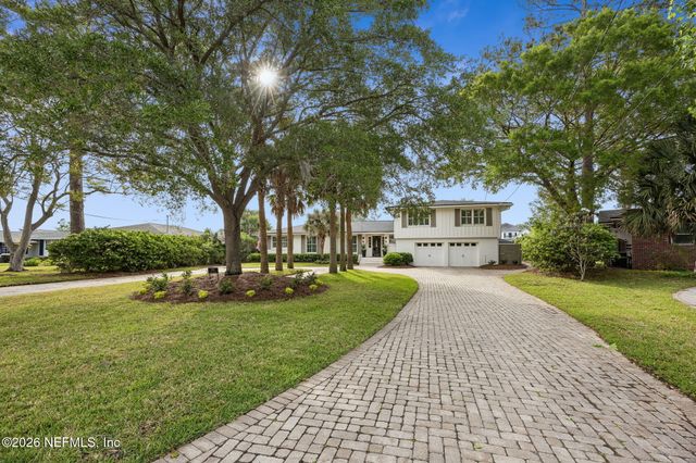 5135 PIRATES COVE Road, Jacksonville, FL 32210