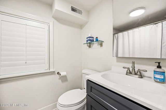 5135 PIRATES COVE Road, Jacksonville, FL 32210