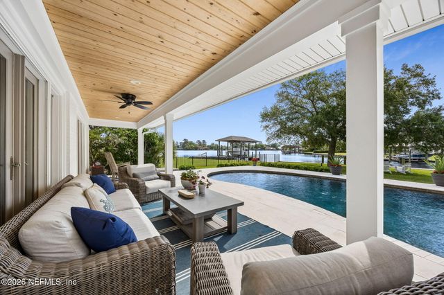 5135 PIRATES COVE Road, Jacksonville, FL 32210