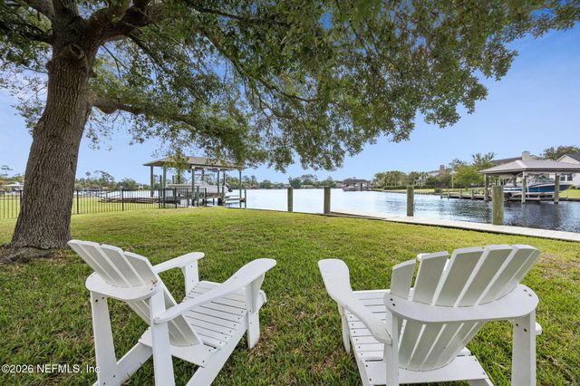 5135 PIRATES COVE Road, Jacksonville, FL 32210