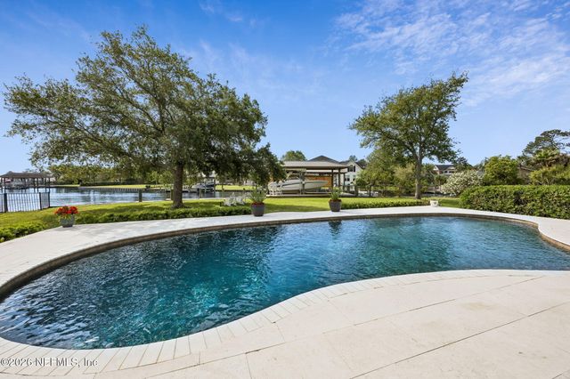 5135 PIRATES COVE Road, Jacksonville, FL 32210