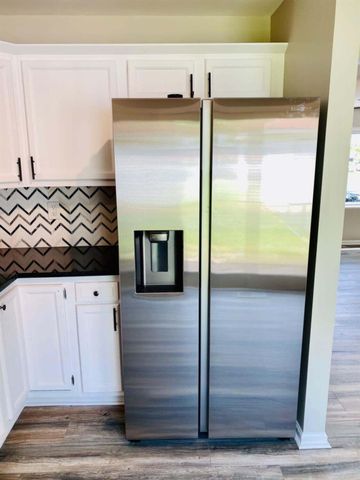 745 Juniper Road, Valparaiso, IN 46385