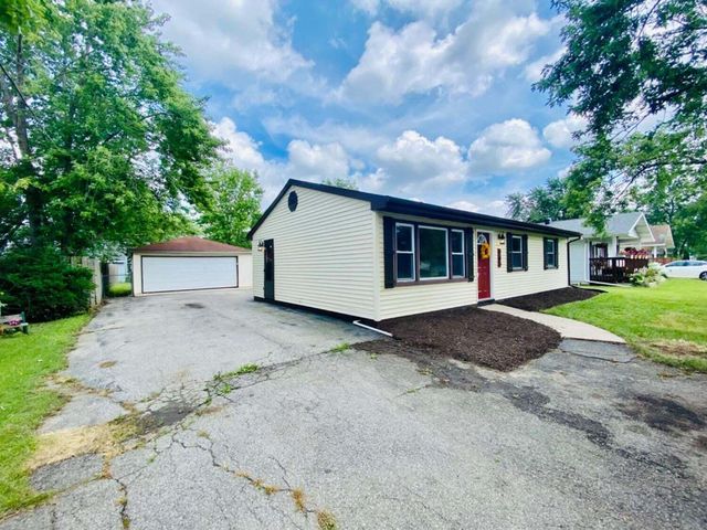 745 Juniper Road, Valparaiso, IN 46385